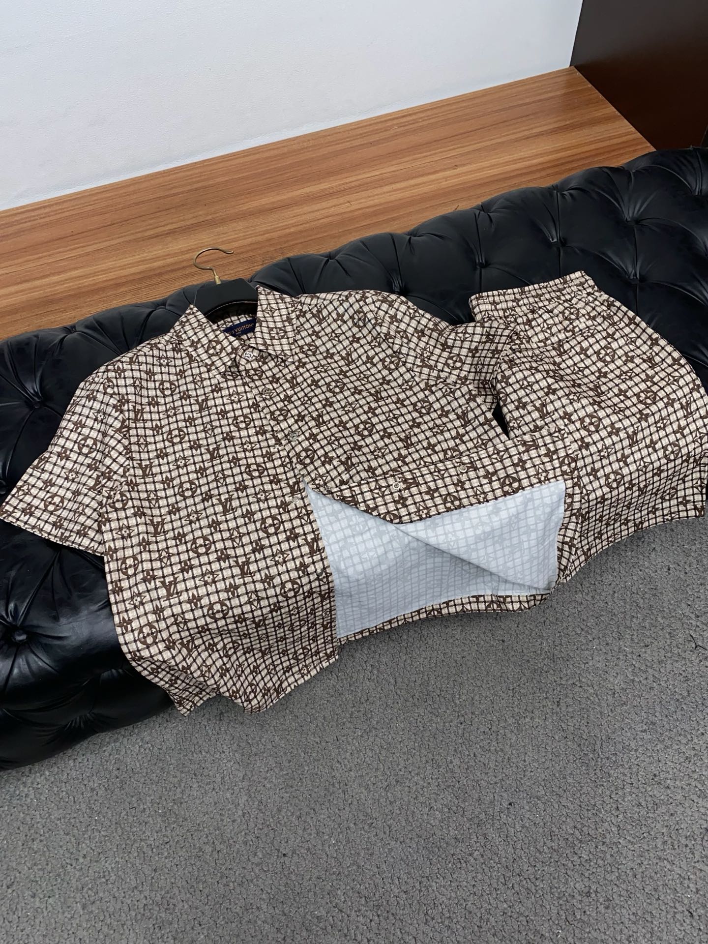 LV 세트