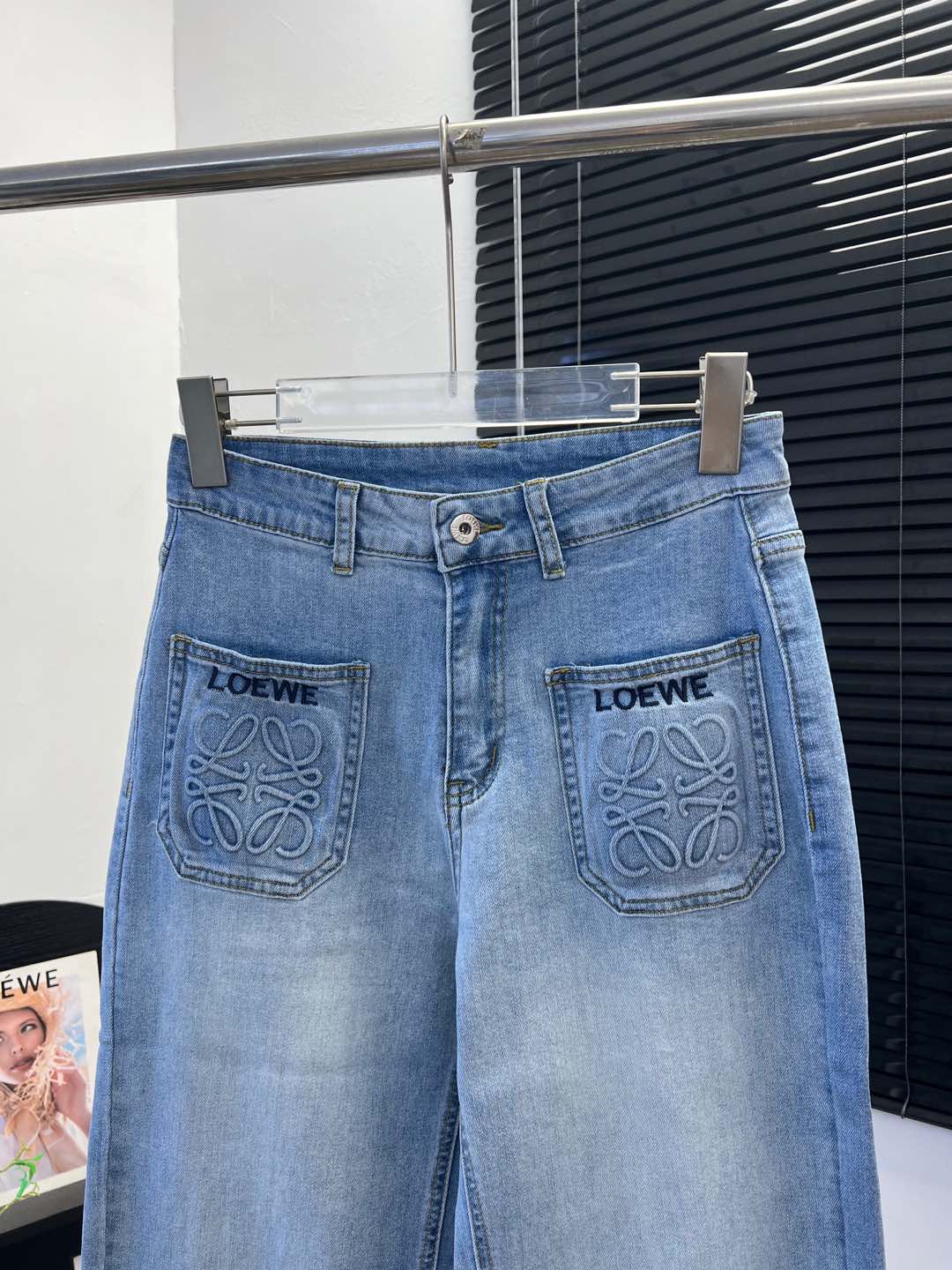 포켓 자수 데님 팬츠
