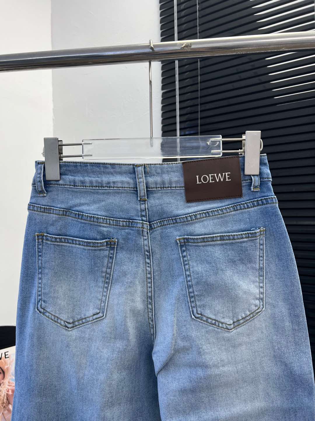 포켓 자수 데님 팬츠