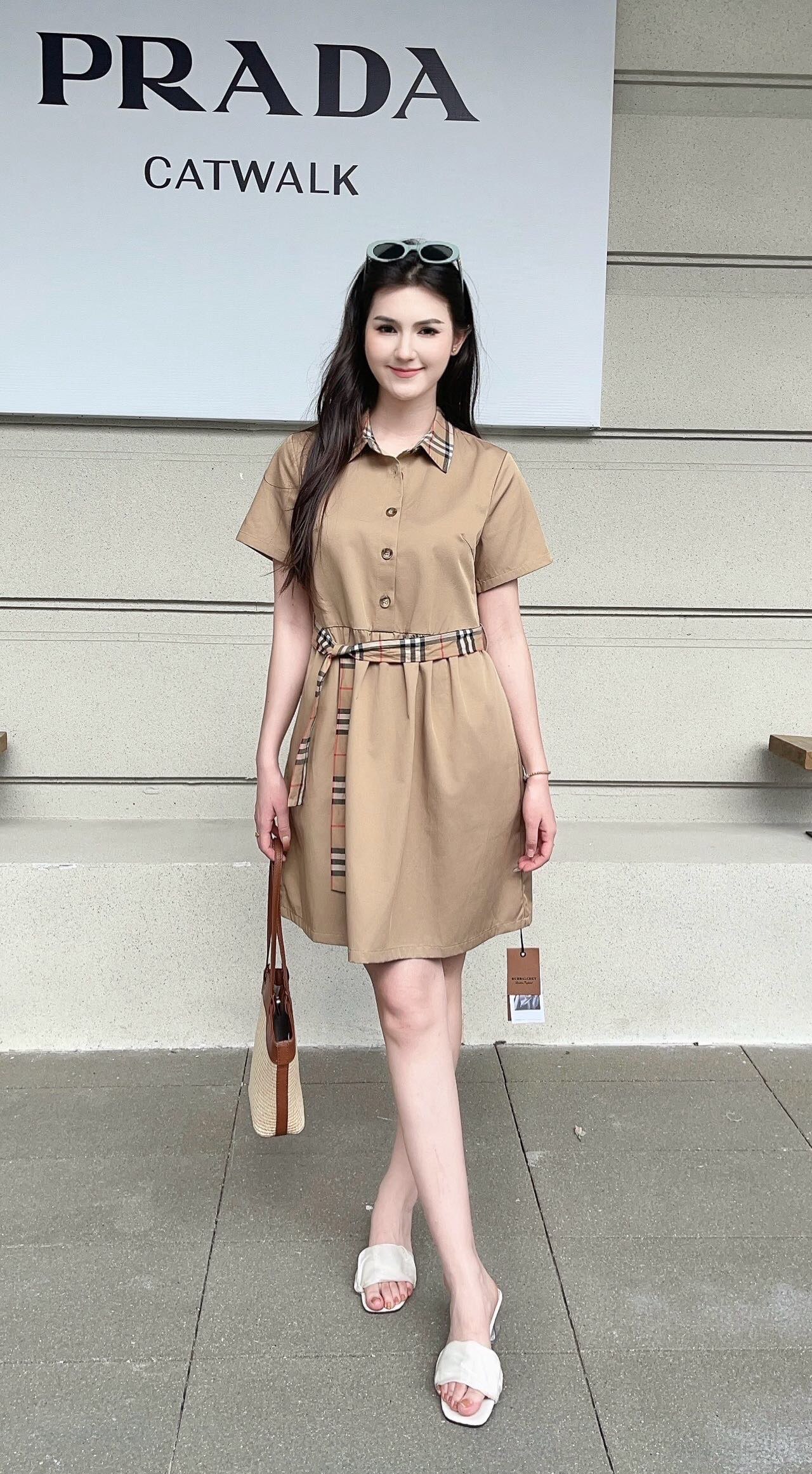 하계 체크 칼라 원피스