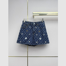 모노그램 자카드 및 컬러 자수 데님 반바지